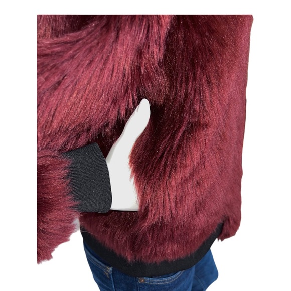 Say What? Women Burgundy Faux Fur Bomber Jacket with Black Rib Knit. NWOT. - Picture 4 of 4